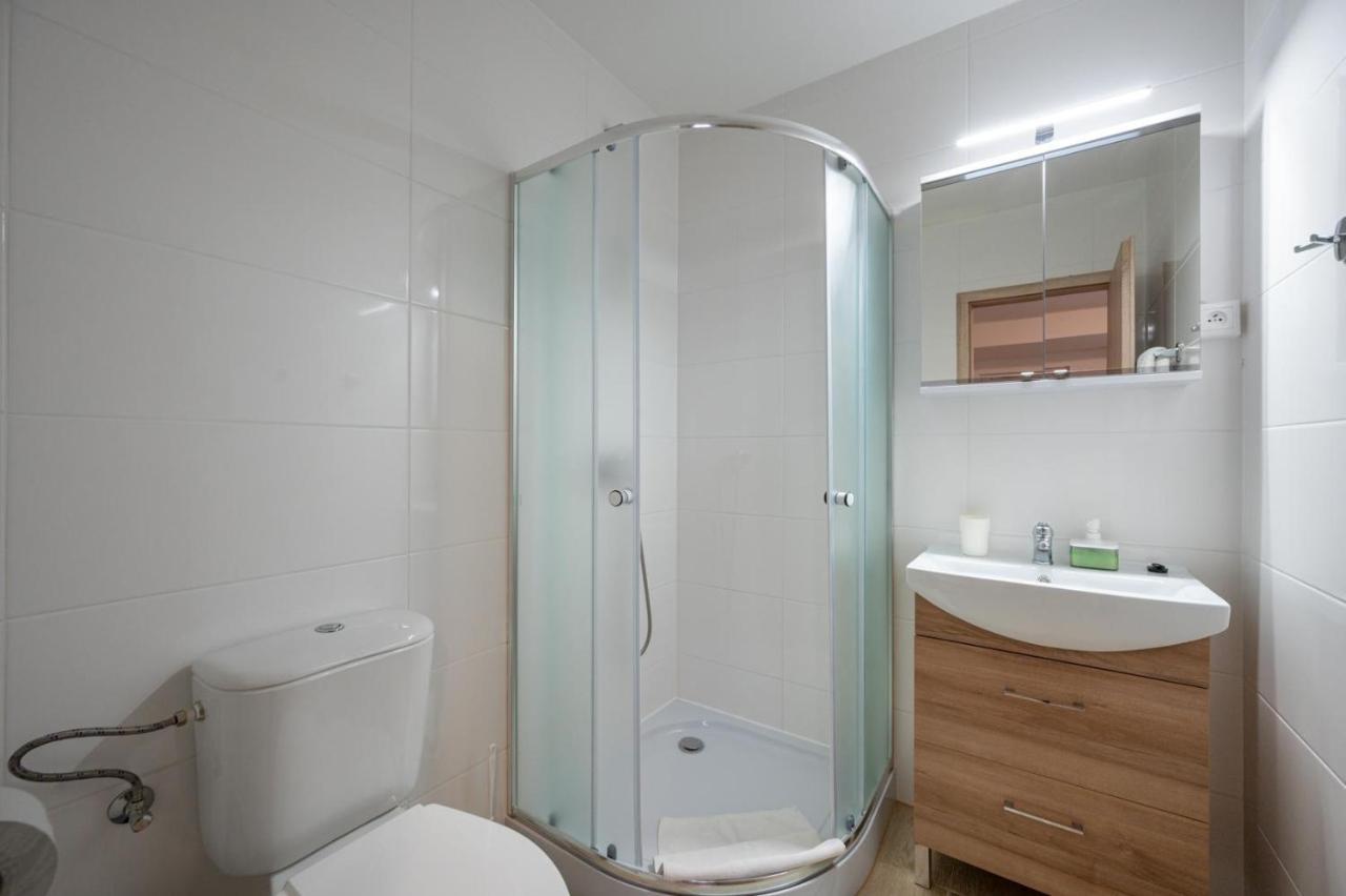 Apartmany Tereza & Free Parking Братислава Экстерьер фото